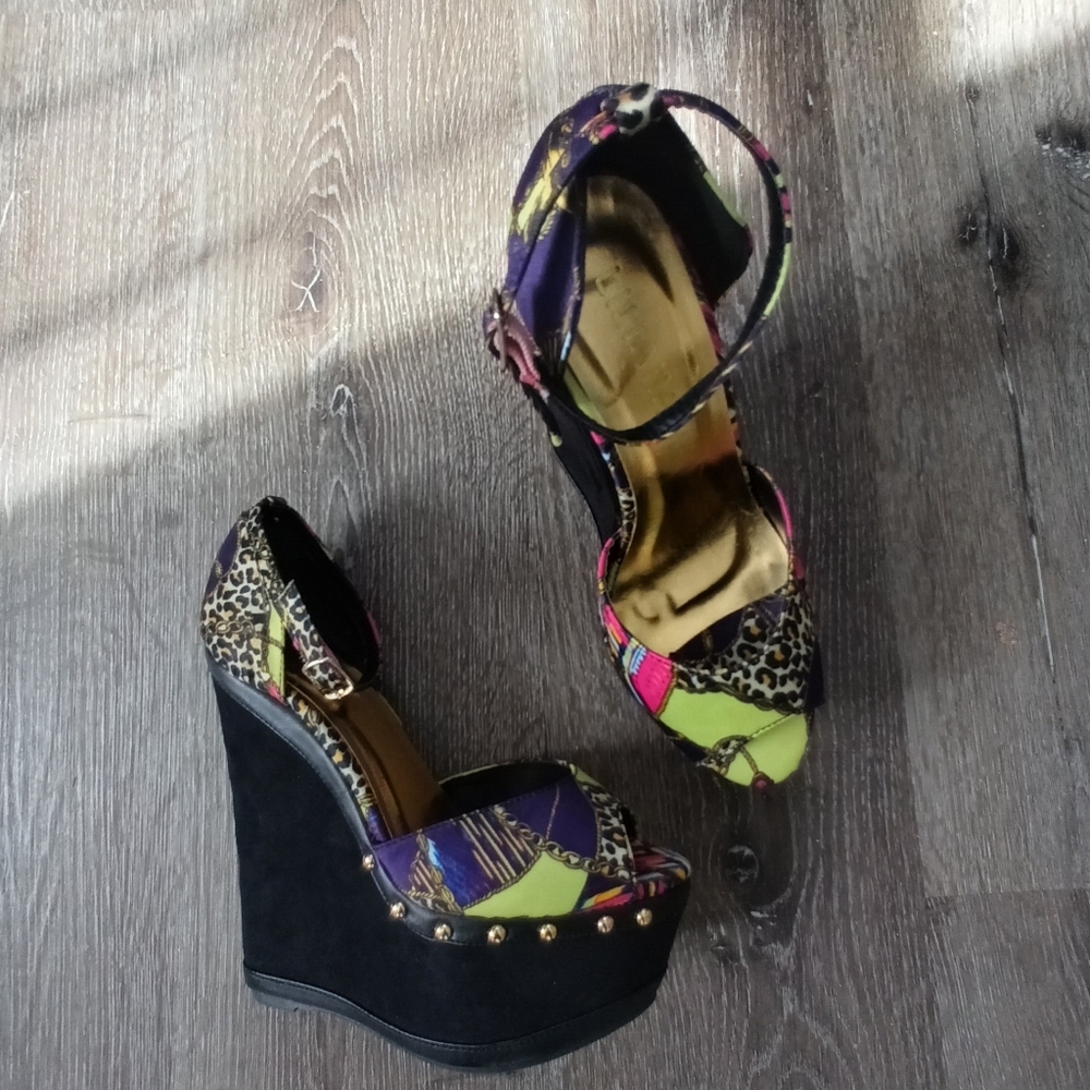 Liliana Holly wedge platform sandal 8.5m